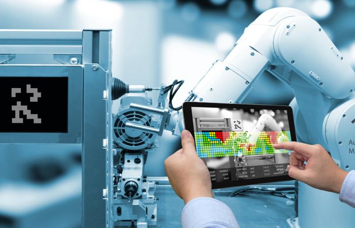 Augmented Reality for Industrial Products Maintenance